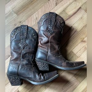 Ariat Studded Rhinestone Women’s Boots - size 8